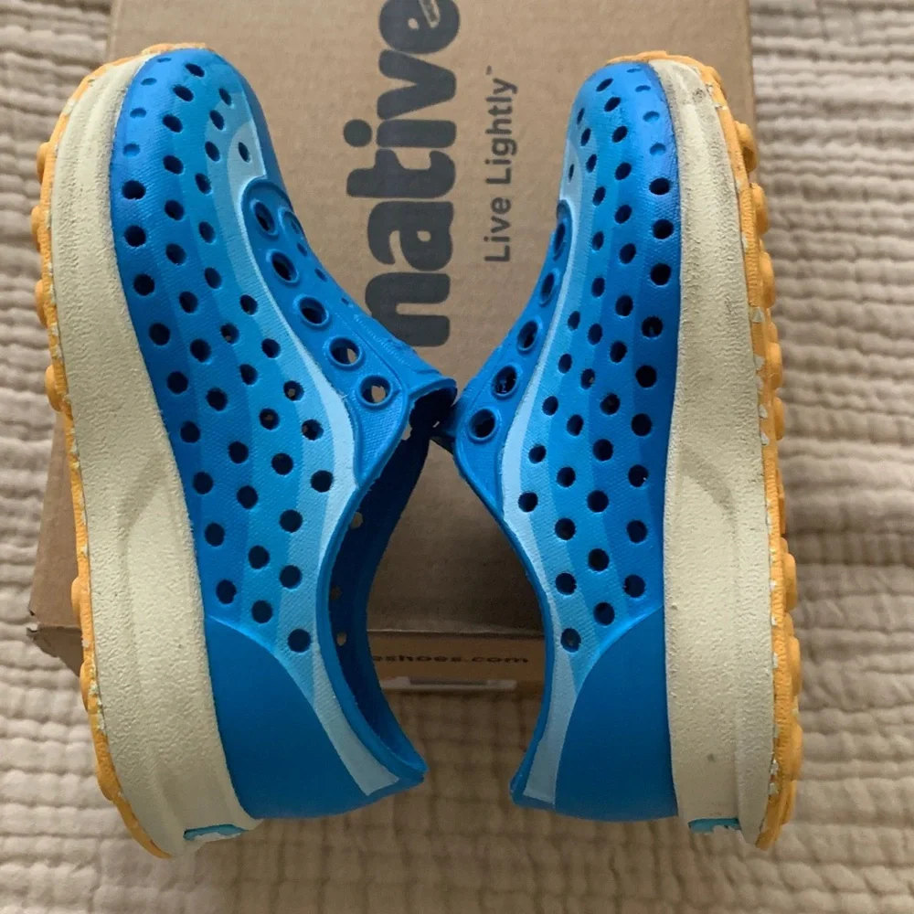 Native kids/ baby Robbie Aqua Blue Slip-On Water Shoes - size C4